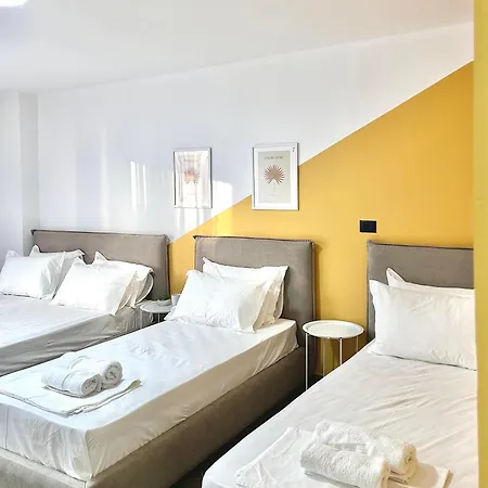 Lulu - Sunny Lägenhet Golem (Tirana)